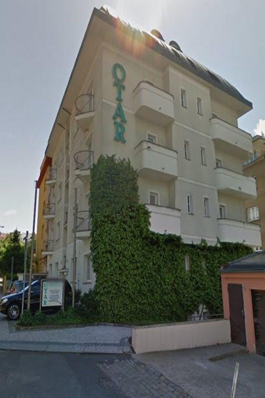 Hotel Otar Прага Екстериор снимка