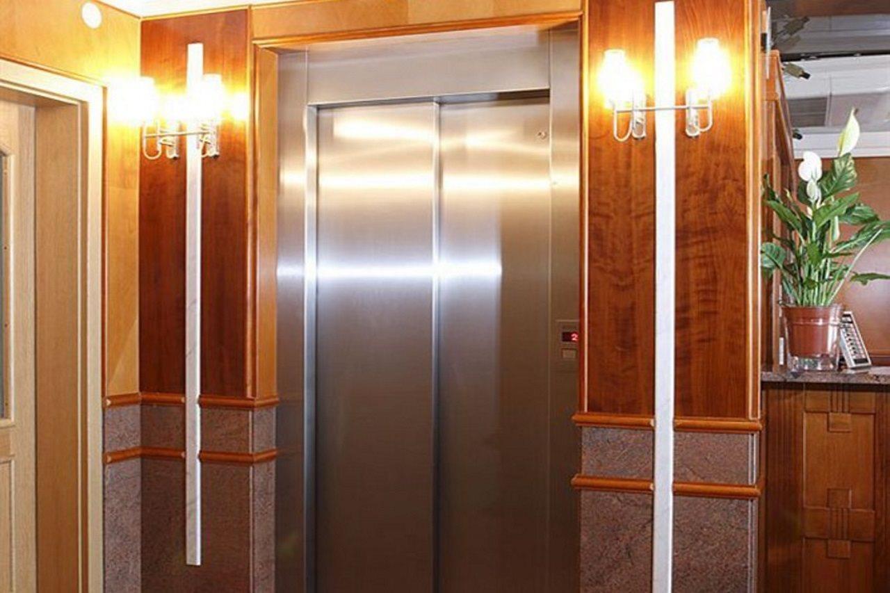 Hotel Otar Прага Екстериор снимка