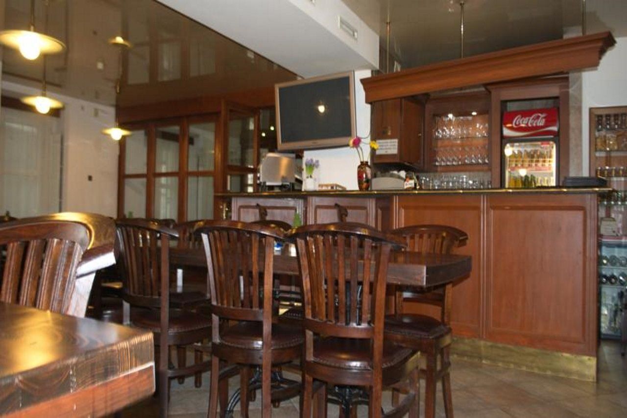 Hotel Otar Прага Екстериор снимка