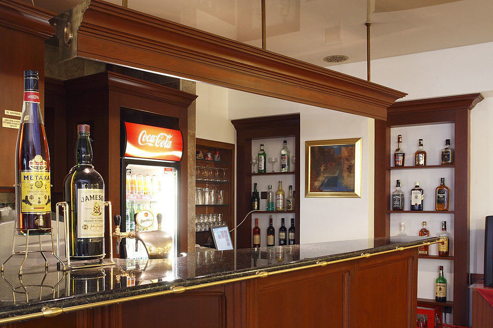 Hotel Otar Прага Екстериор снимка